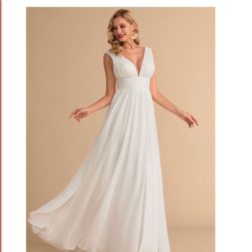 Brand New White Dress perfect for Wedding or Prom